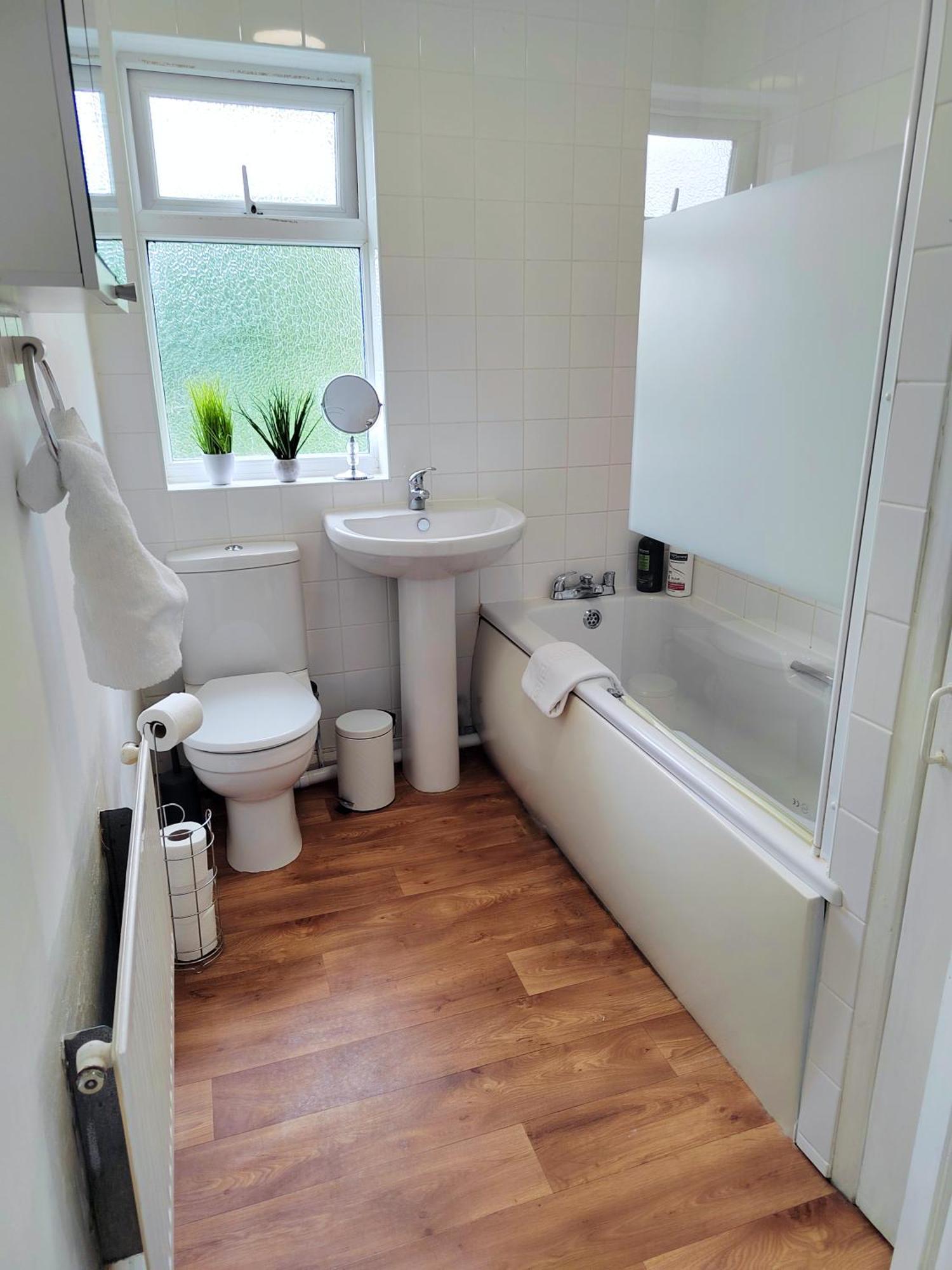 Epicsa - Corporate & Family Stay In 3 Bedroom House With Garden, Free Parking CBG Exteriér fotografie